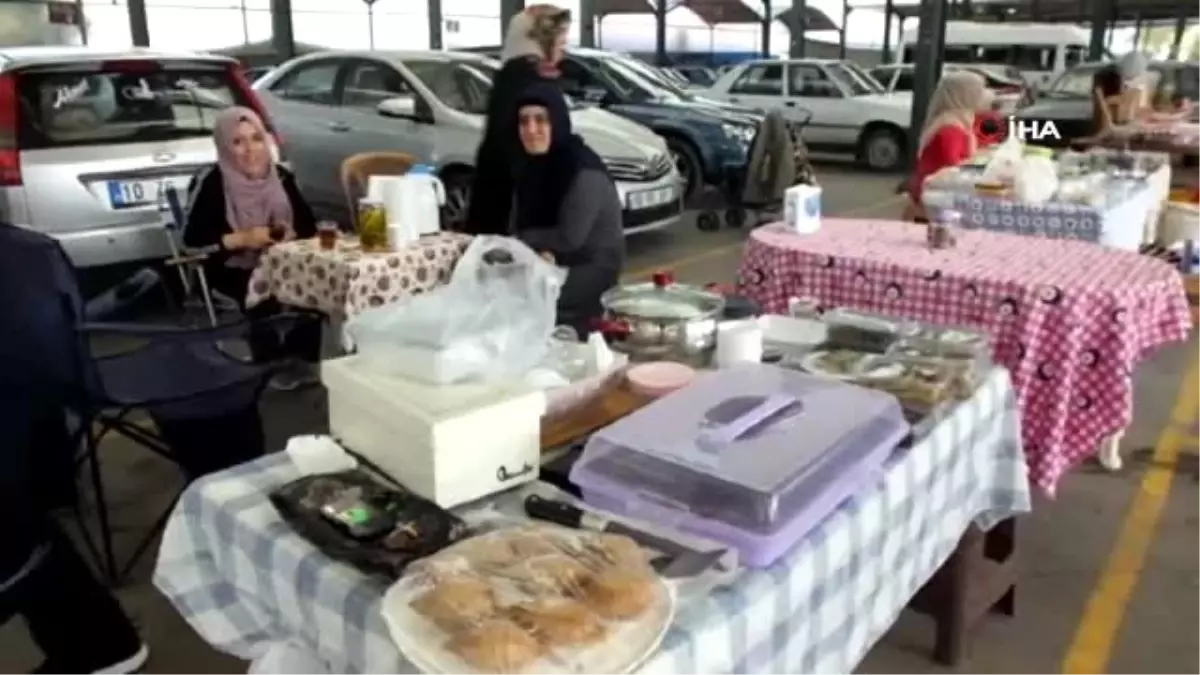 Balıkesir\'de "Hanımeli Pazarı" kadınları iş sahibi yaptı