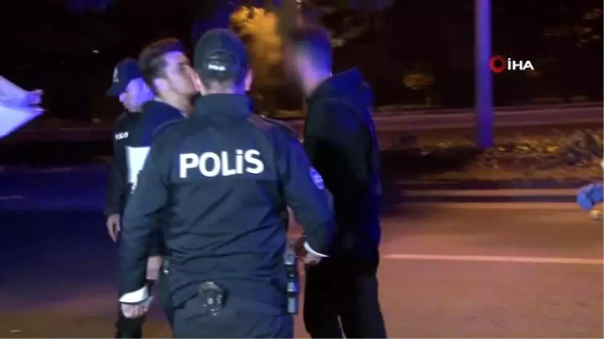 Başkent\'te otomobil ile sebze yüklü kamyonet çarpıştı: 2 yaralı