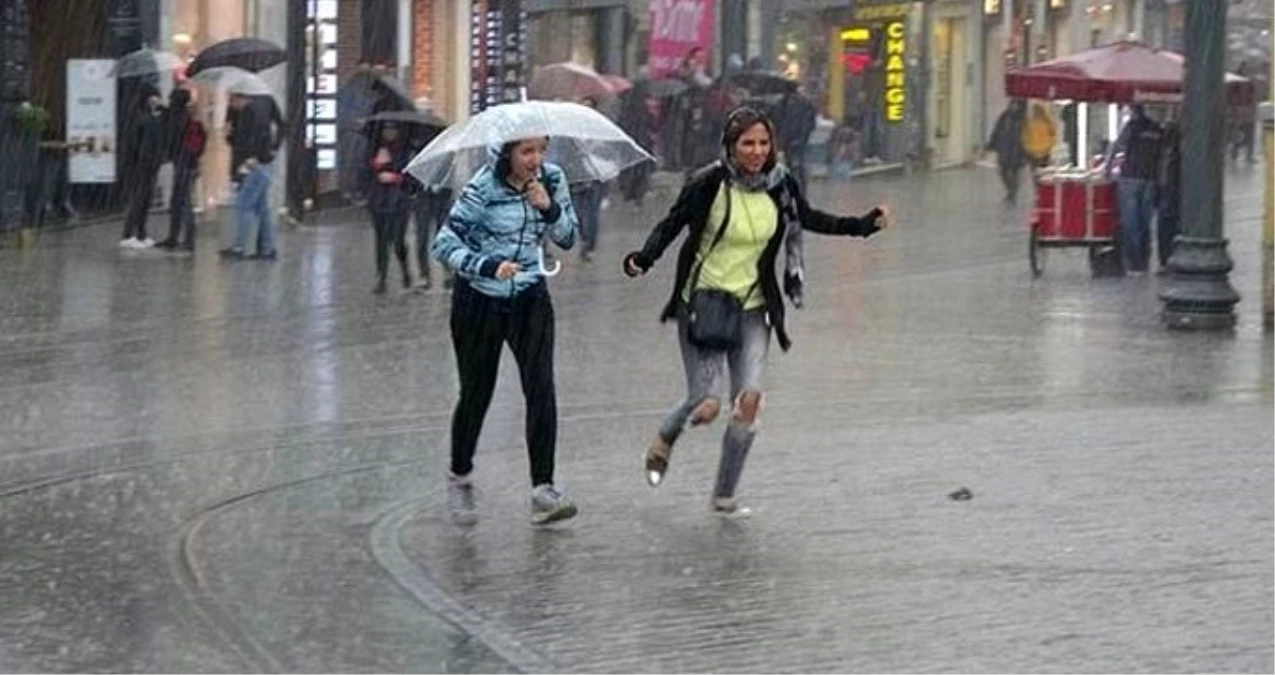 Meteoroloji İstanbul için saat verip uyardı: Kuvvetli sağanak yağış geliyor