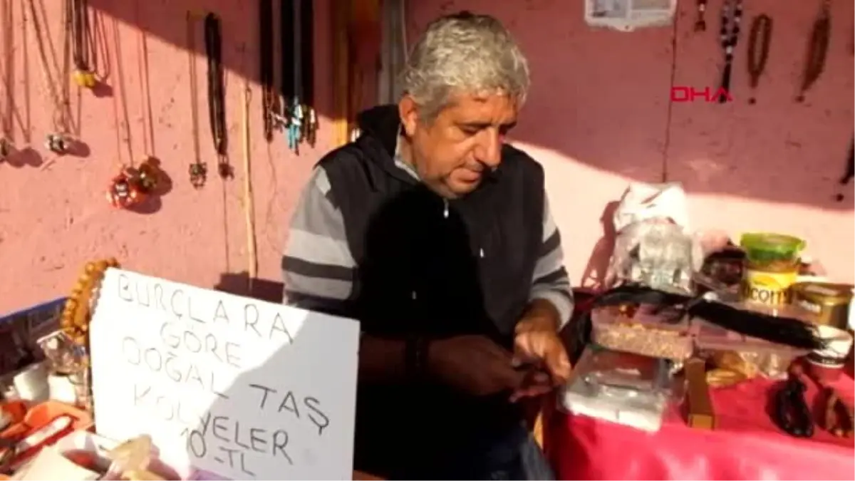 Balıkesir zeytin çekirdekleri tespih, odunları ise takı oldu