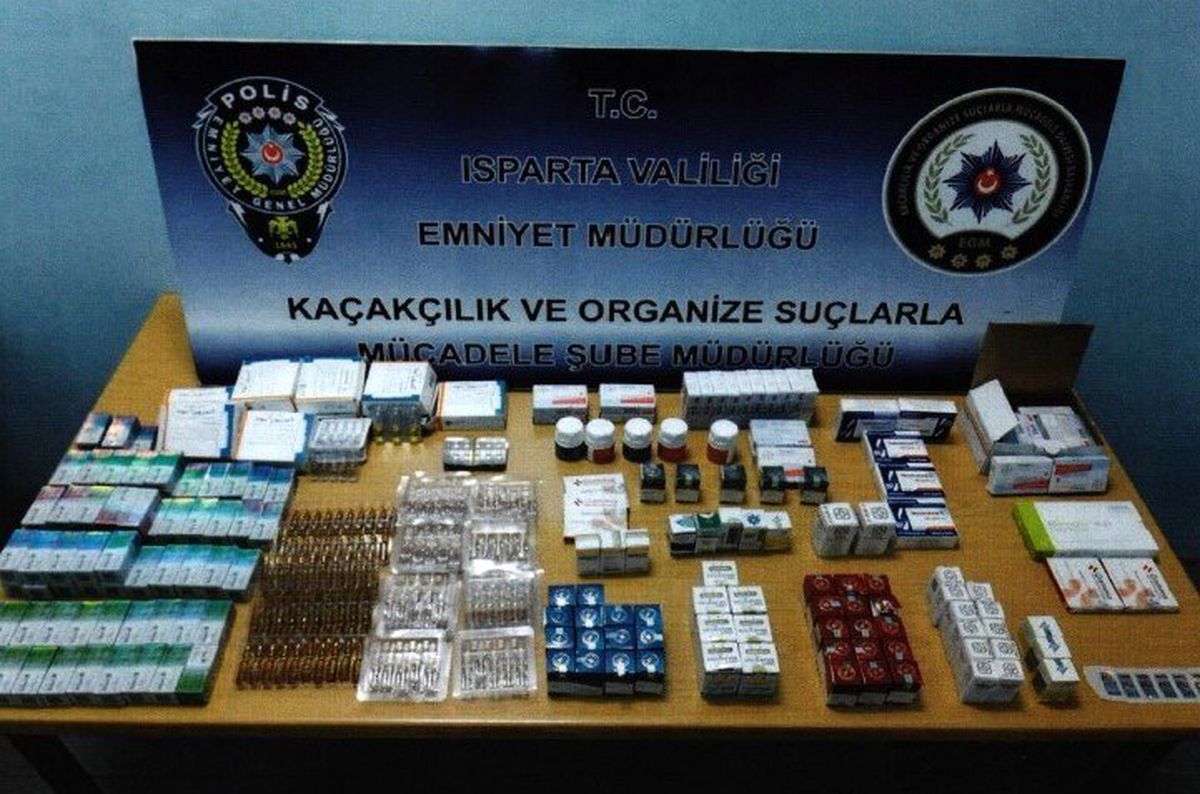 Isparta\'da yapılan 7 operasyonda 15 şahıs hakkında işlem yapıldı