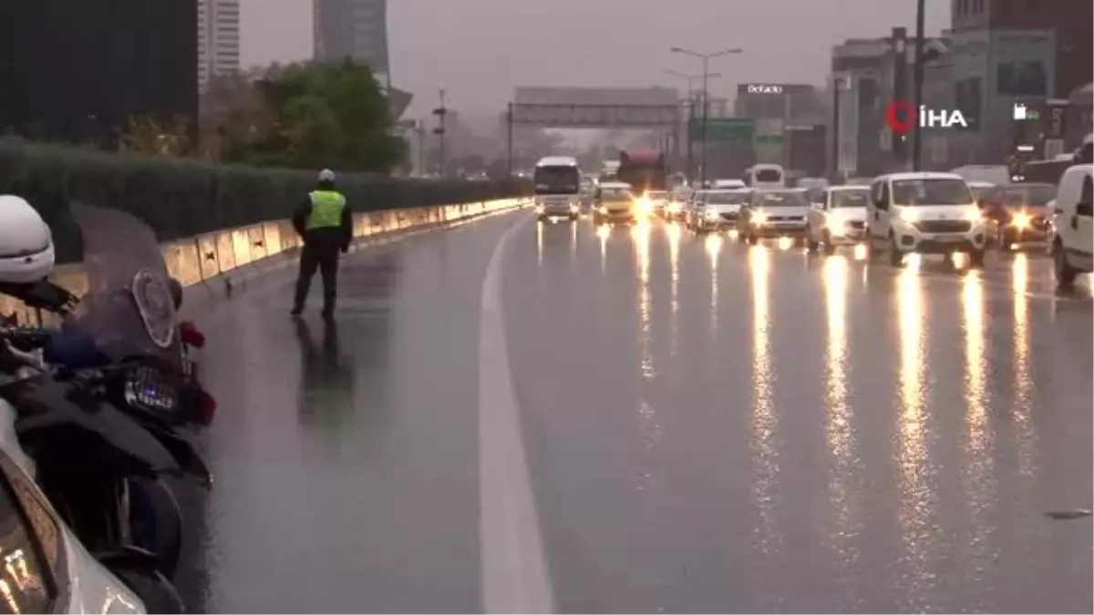 İstanbul\'da Çakar lamba uygulaması