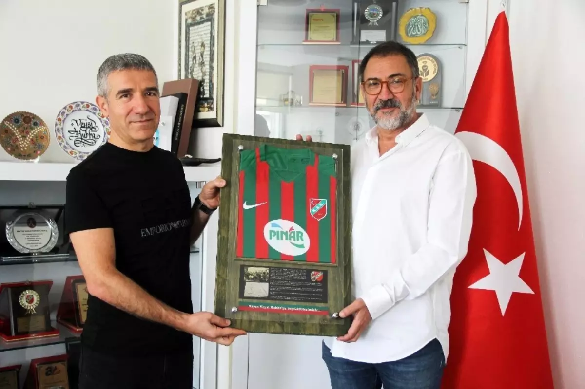 Karşıyaka\'dan sağlık sponsorluğu anlaşması