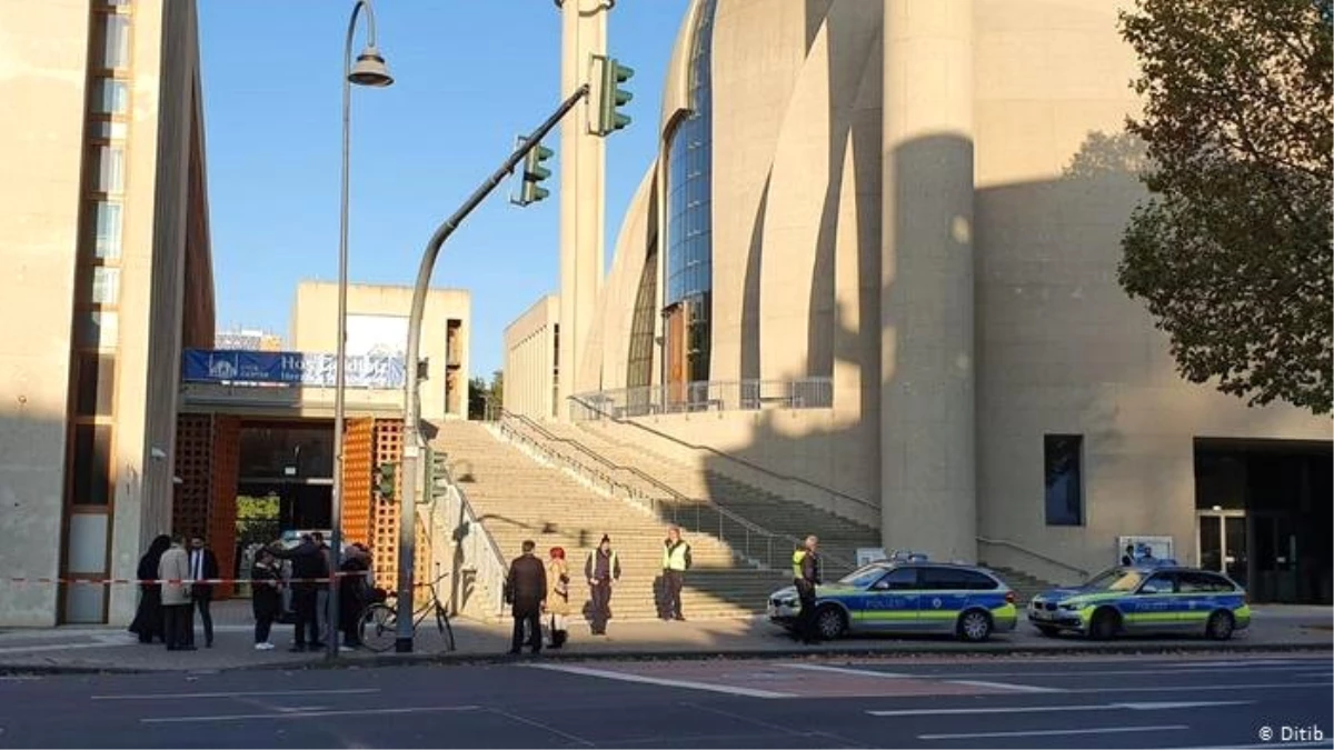 Köln\'deki DİTİB camisine bomba ihbarı