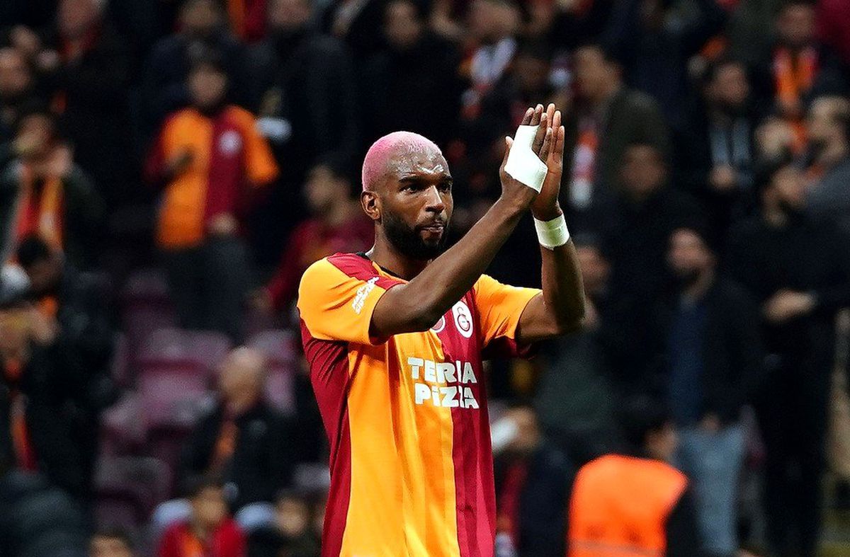 Ryan Babel, gol sayısını 4\'e çıkardı