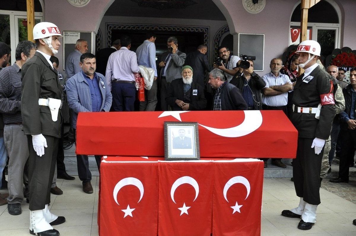 Şehit Veteriner Uzman Çavuş son yolculuğuna uğurlandı