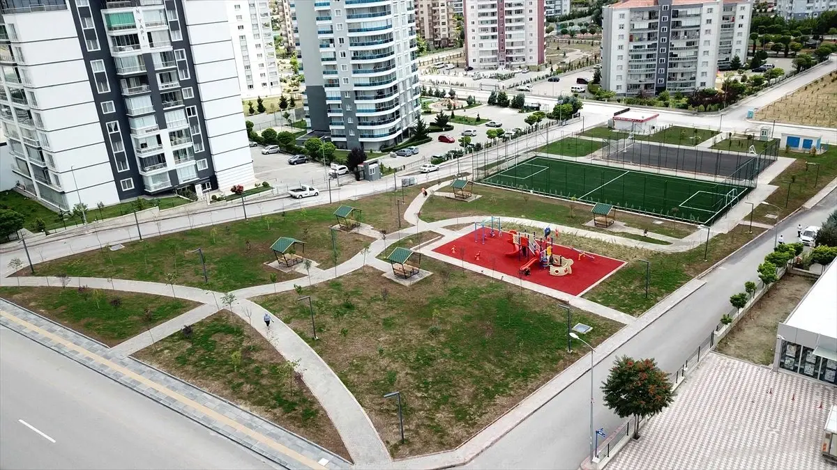 Yenimahalle\'ye 9 park yapılıyor