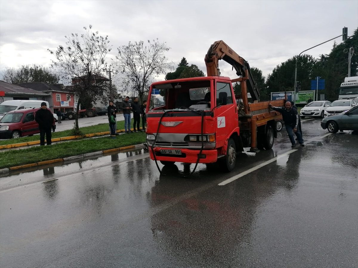 Çarşamba\'da zincirleme trafik kazası