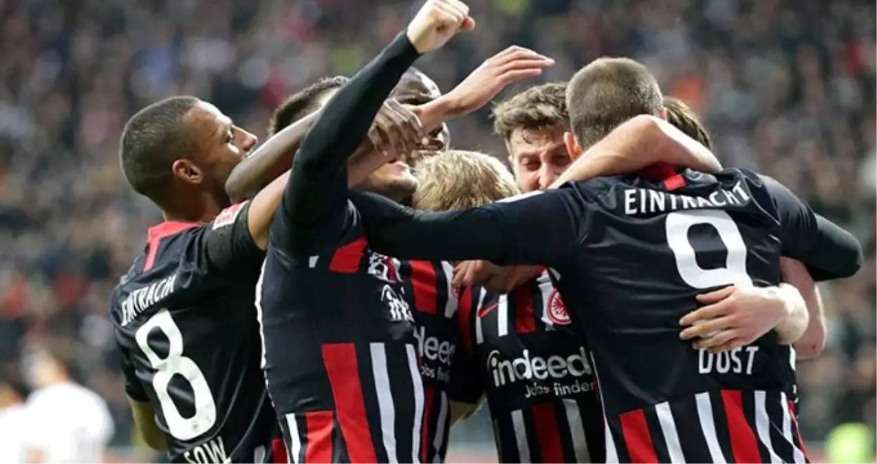 Eintracht Frankfurt, Bayern Münih\'e gol yağdırdı!