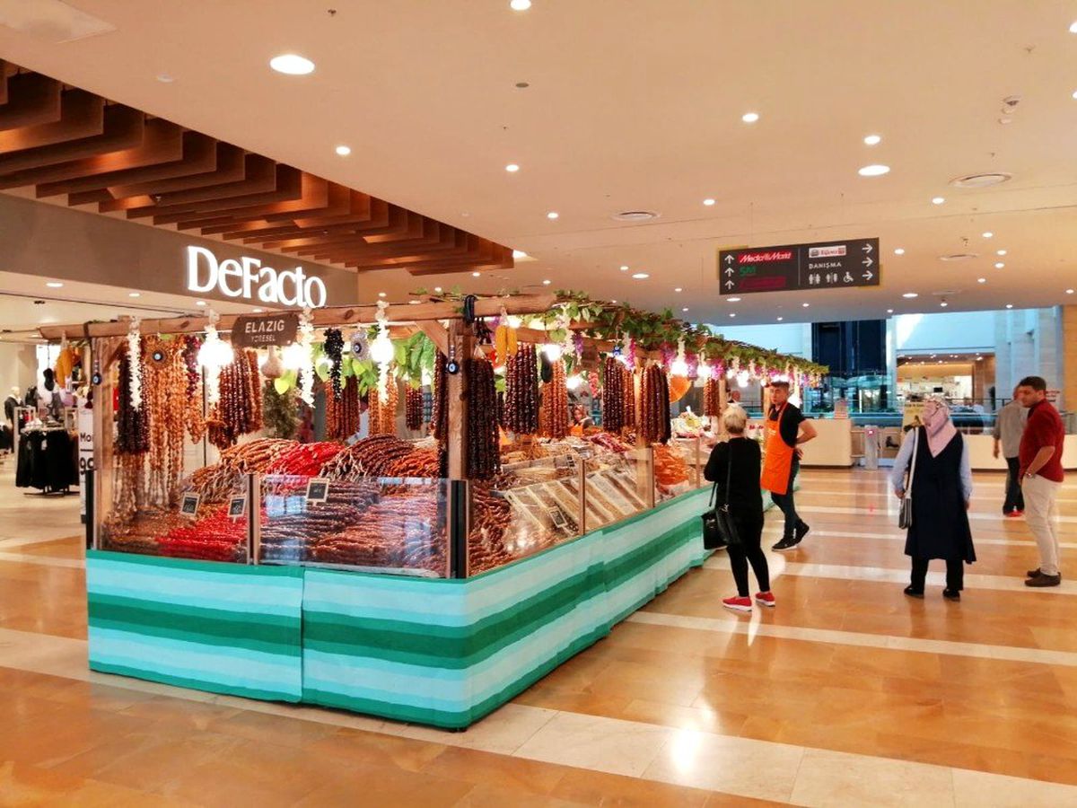 El emeği lezzetler piazza\'da