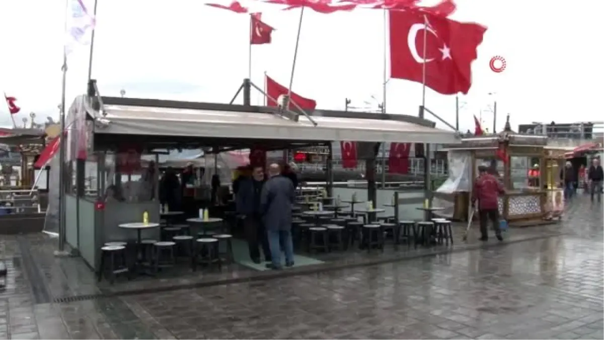 Eminönü\'ndeki balıkçılar için yürütmeyi durdurma kararı