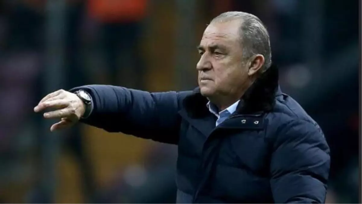 Fatih Terim teknik direktörlük kariyerinde ilk kez sarı kart gördü