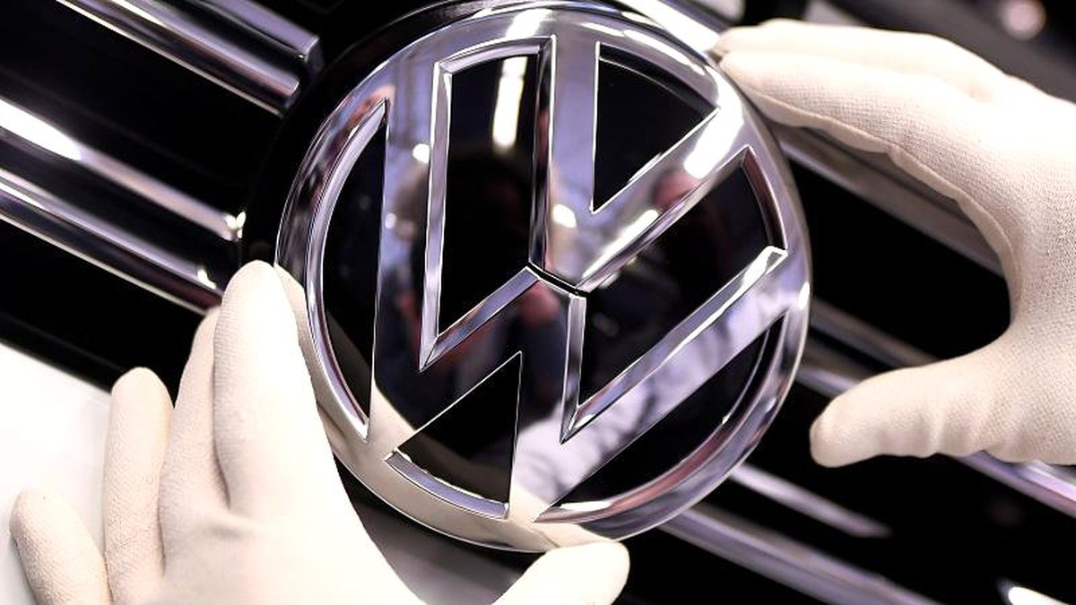İşçi temsilcileri Volkswagen\'in Türkiye\'ye yatırımına Suriye operasyonundan dolayı karşı
