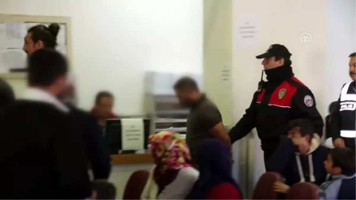 Telefonla dolandırıcılık yaptıkları iddia edilen 2 kişi tutuklandı
