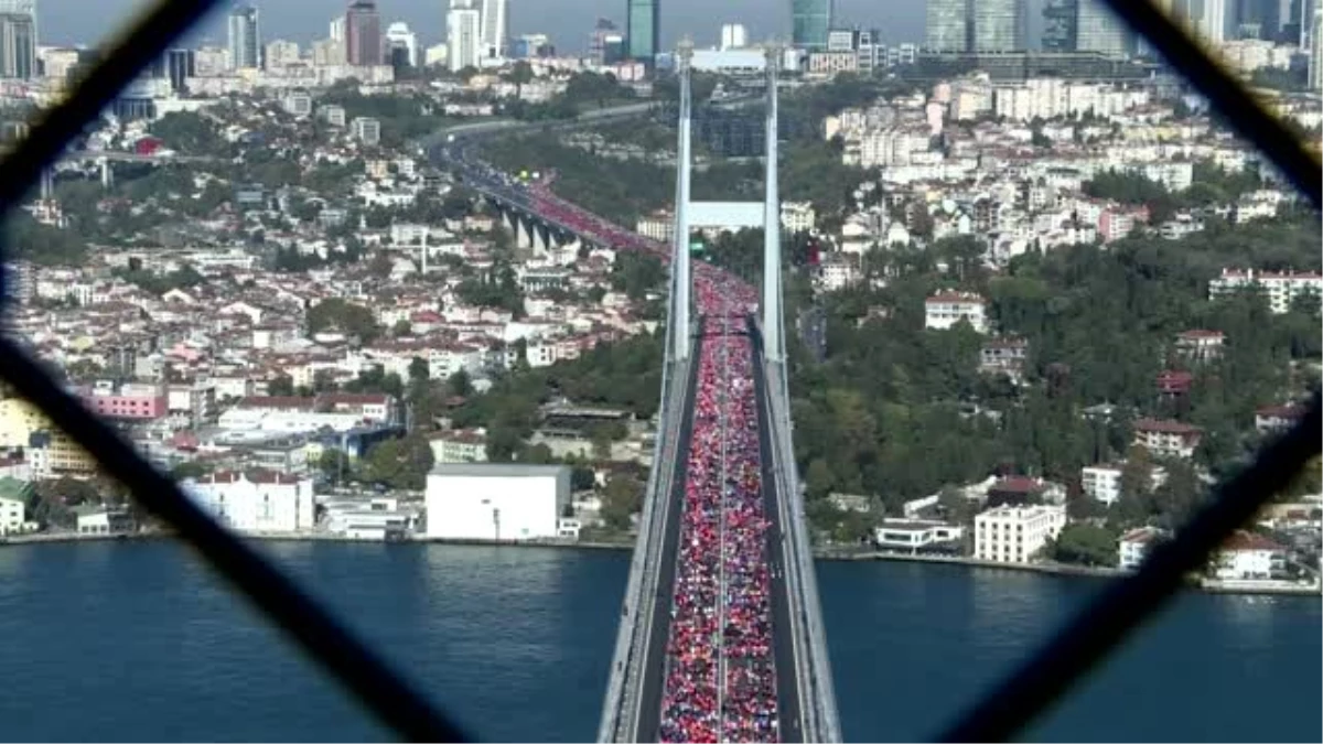 41. İstanbul Maratonu halk koşusundan renkli görüntüler (1)