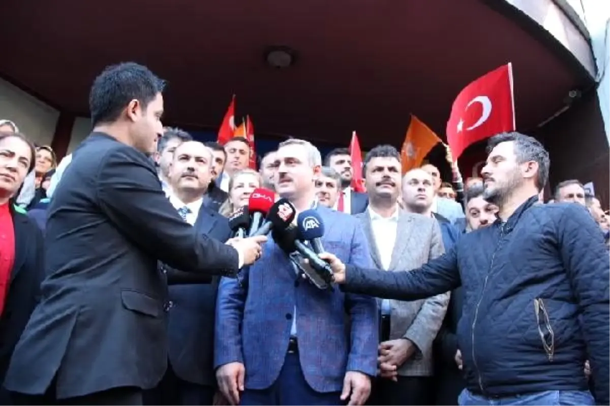 AK Parti İstanbul İl Başkanlığı 39 ilçede üye çalışması başlattı