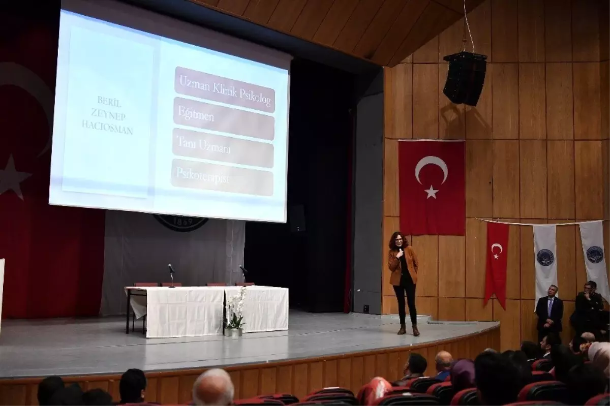 Başkan Büyükkılıç, Disleksi Farkındalık Haftası nedeniyle düzenlenen seminere katıldı