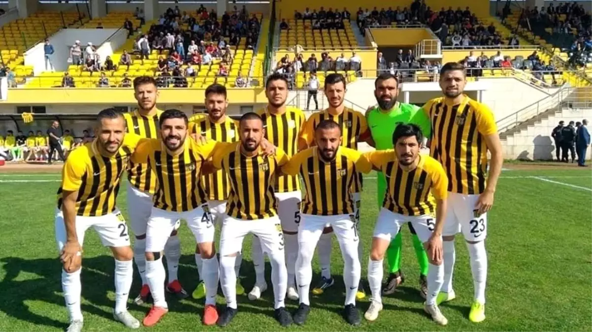 Bayburtspor kendi evinde 3 puanın sahibi oldu