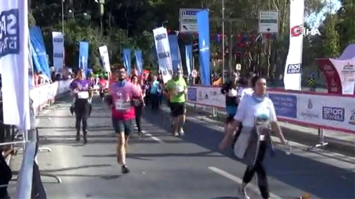 İstanbul Maratonu\'nda halk koşusu tamamlandı