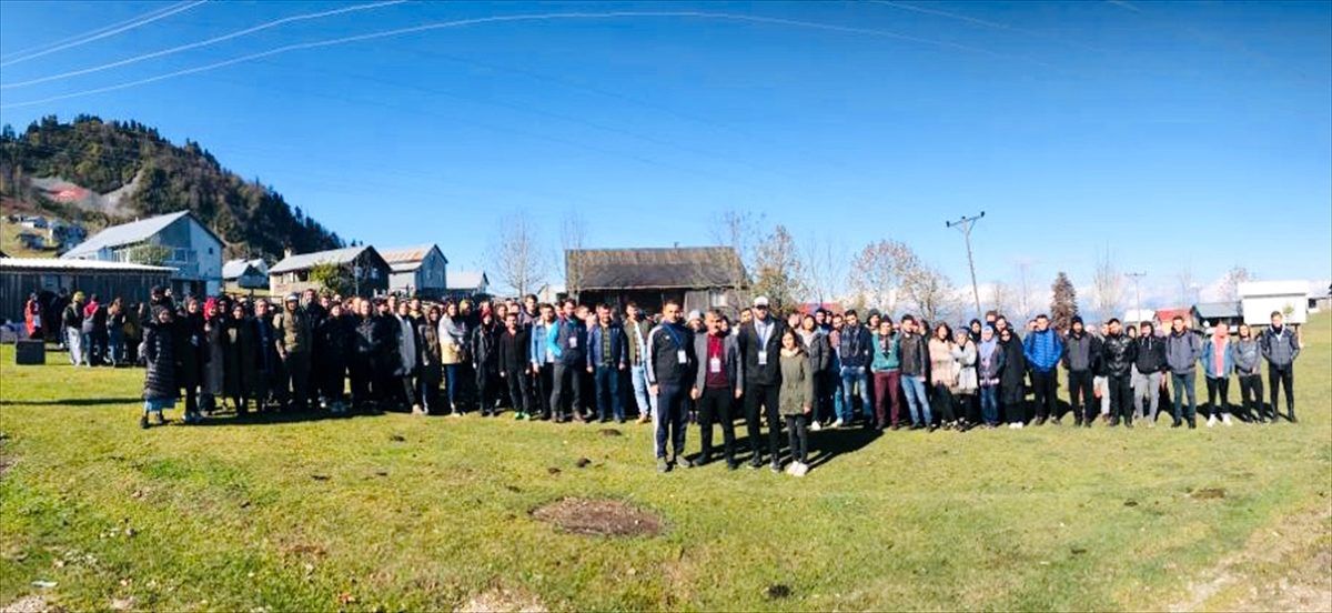 Sakarya ÜNİAK\'tan Dikmen Yaylası\'nda gezi