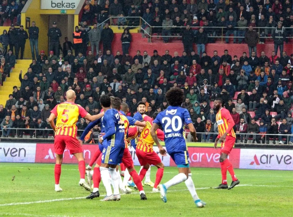 Süper Lig: İ.M. Kayserispor: 1 - Fenerbahçe: 0 (Maç sonucu)