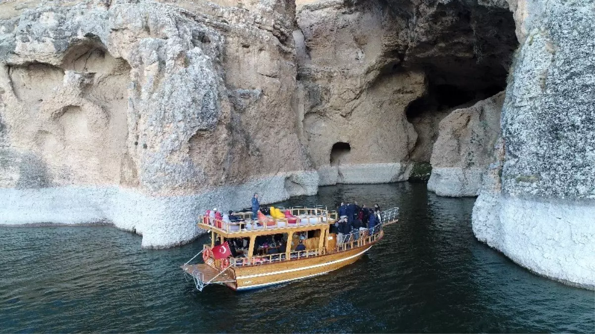 Yeni keşfedilen kanyonlara tekne ile tur