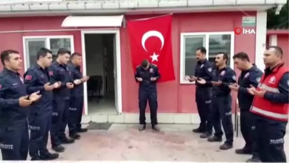 Balıkesirli itfaiyeciler göreve dua ile başlıyor