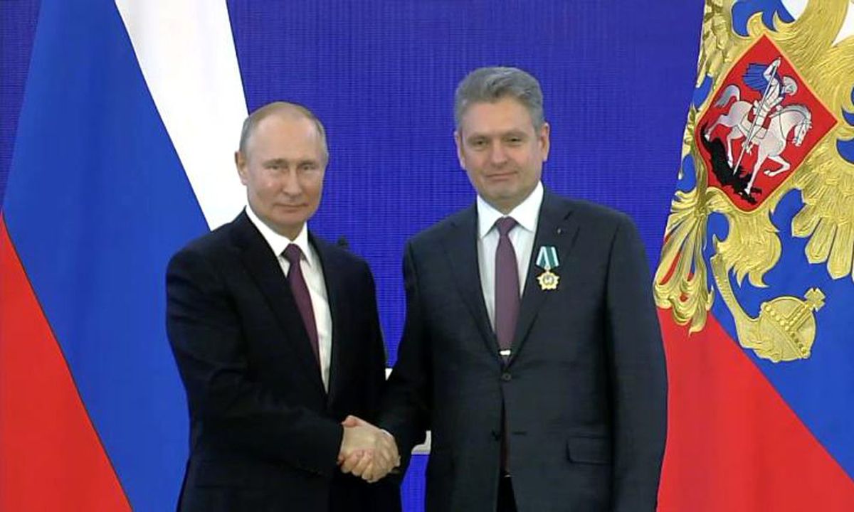 Bulgaristan\'da ajanlıkla suçlanan STK başkanına Rusya\'da devlet nişanı verildi