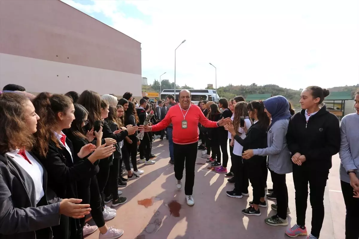 Hababam Sınıfı oyuncuları Antalya\'da