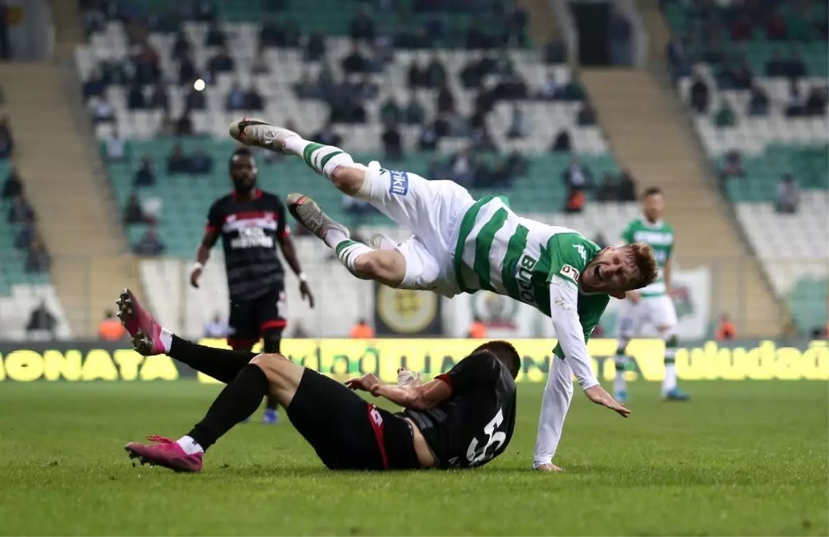 TFF 1. Lig: Bursaspor: 0 - Balıkesirspor: 0