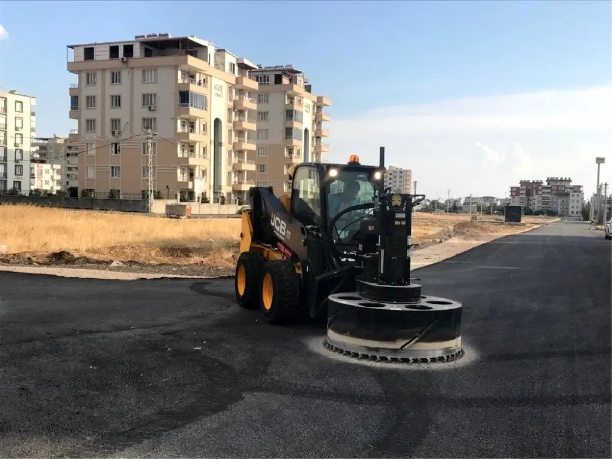 Yeni yapılan yollarda düzenleme çalışması yapıldı