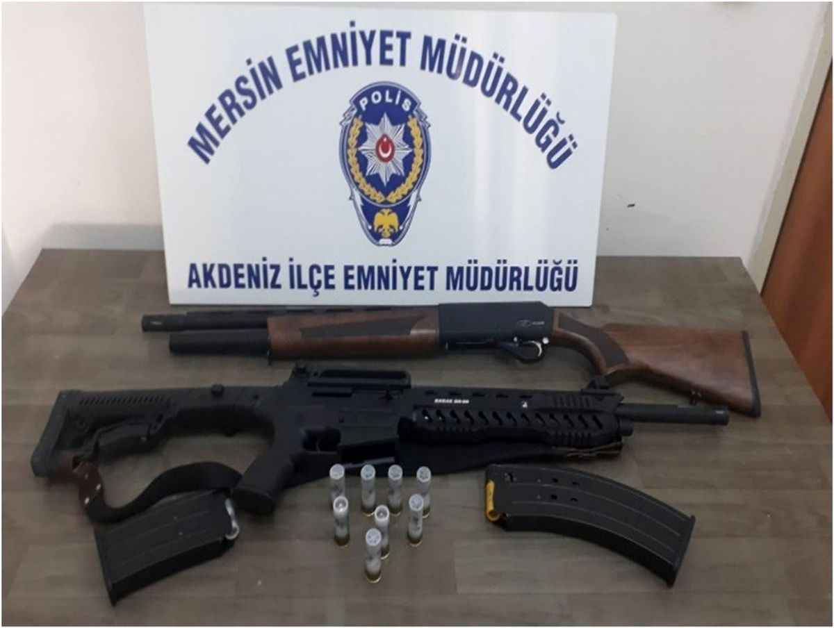 Akdeniz\'de aranan 54 kişi yakalandı