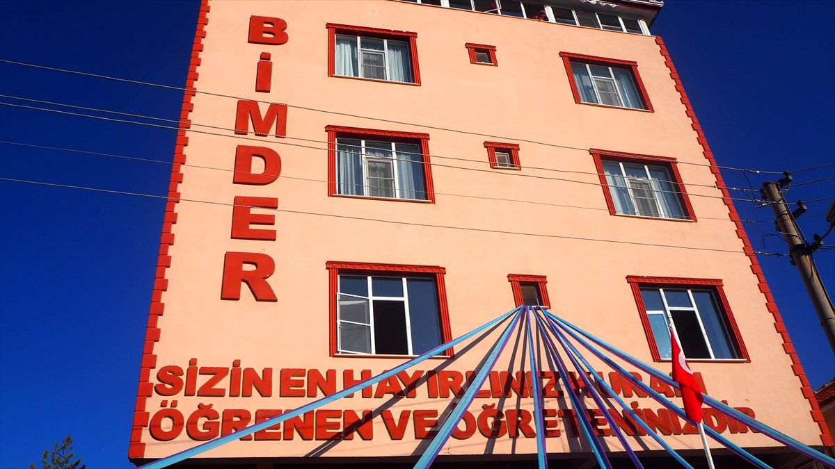 BİMDER\'den üniversite öğrencilerine burs