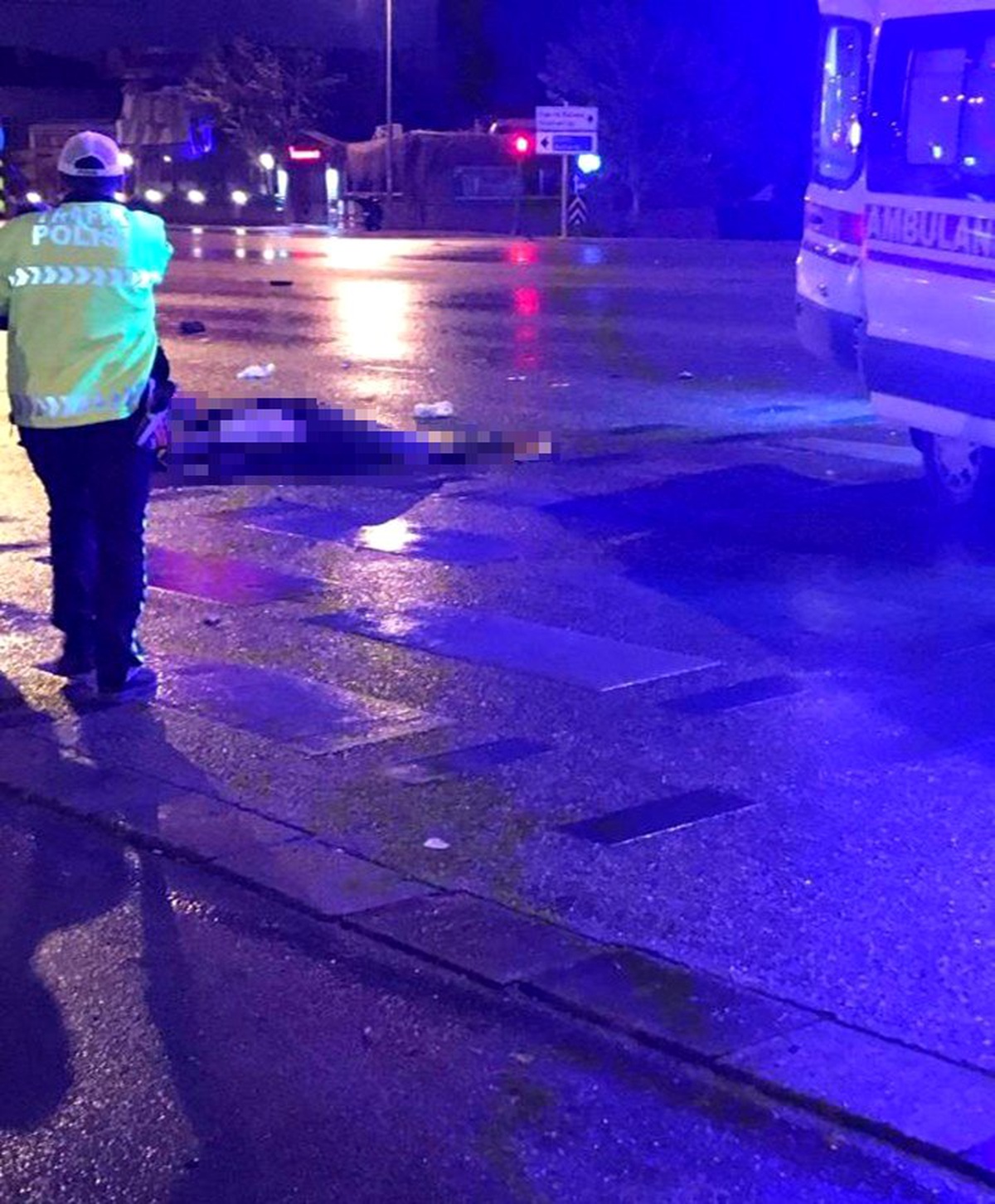 Bisiklet sürücüsünün öldüğü kaza güvenlik kamerasında