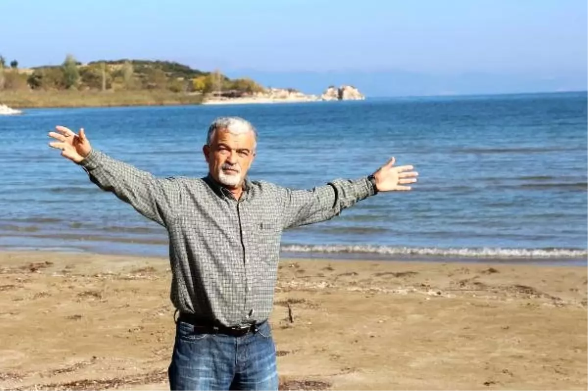 Eğirdir Gölü\'nün yüzeyi, 10 yılda 84 kilometrekare azaldı