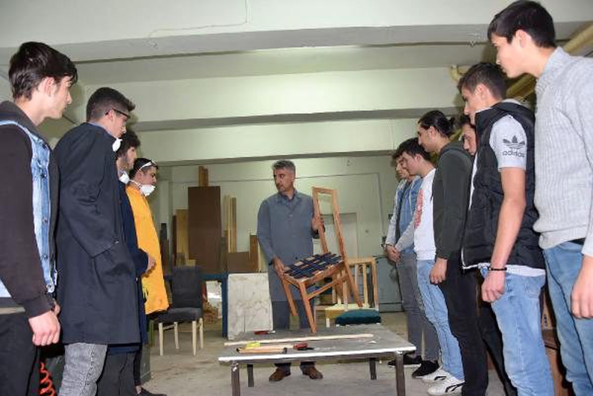 Haftada 1 gün eğitimle lise diploması ve ustalık belgesi alacaklar