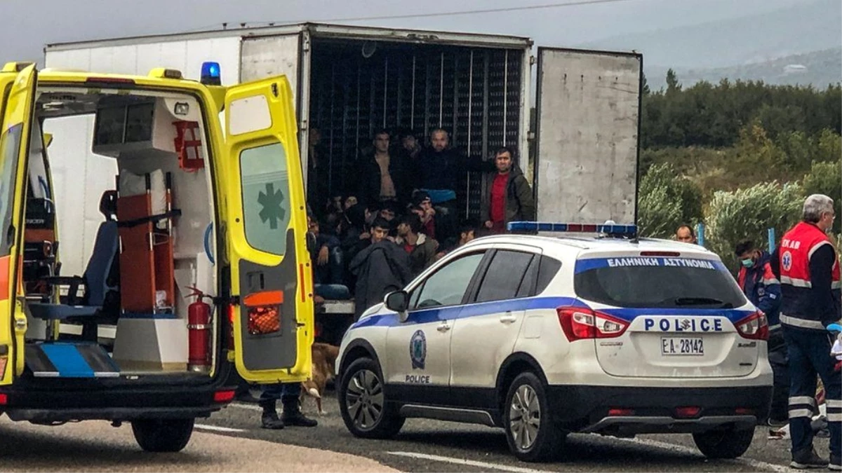İskeçe\'de durdurulan Türkiye\'den gönderilen donduruculu tırda 41 mülteci bulundu