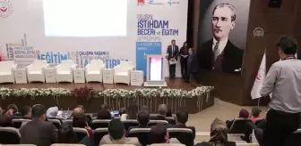 İŞKUR'da Ulusal İstihdam Beceri ve Eğitim Sempozyumu düzenlendi