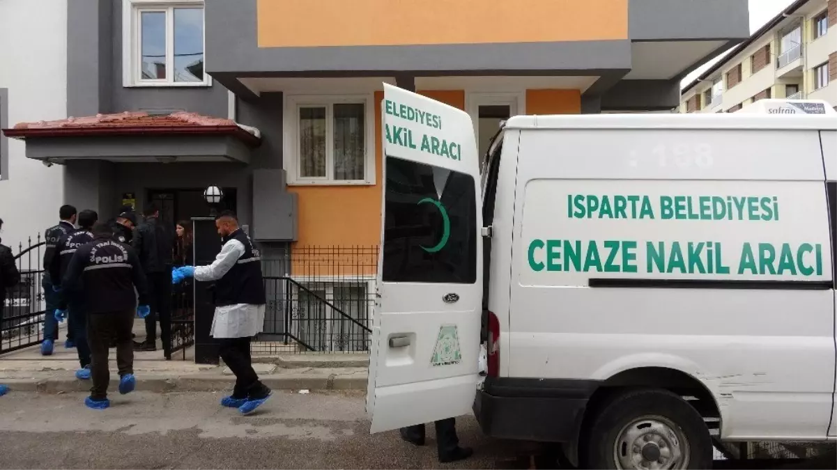 Isparta\'ya kızını ziyarete gelen baba apartta ölü olarak bulundu