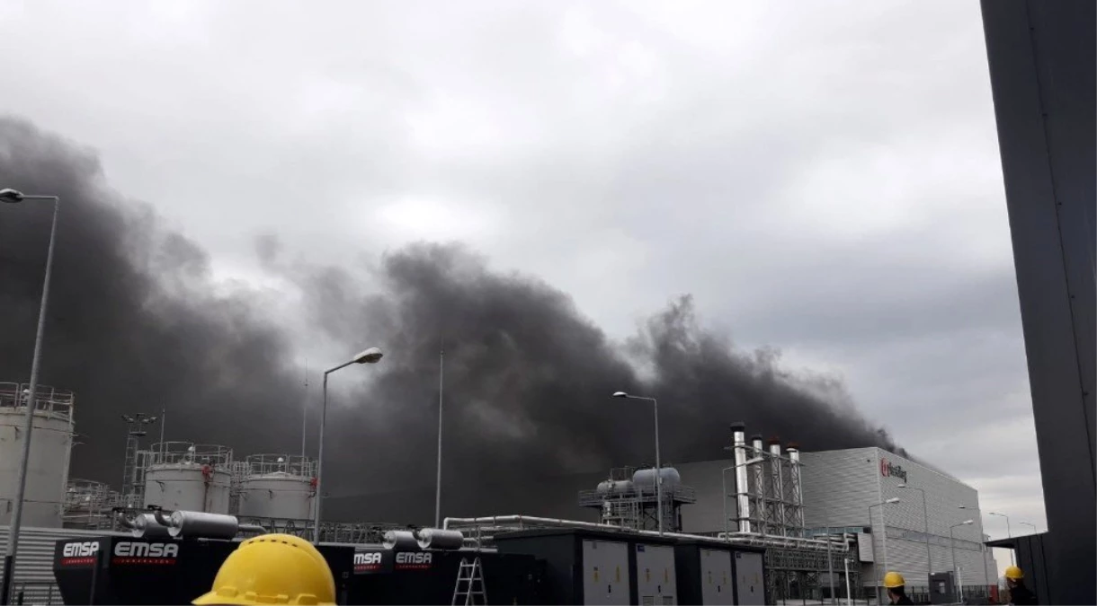 Kocaeli\'de kimya fabrikasında patlama: 3 işçi yaralı