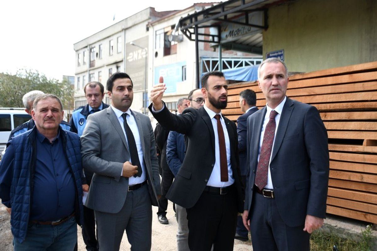 Mobilya Sanayi\'de otopark ve çamur meselesi çözülüyor