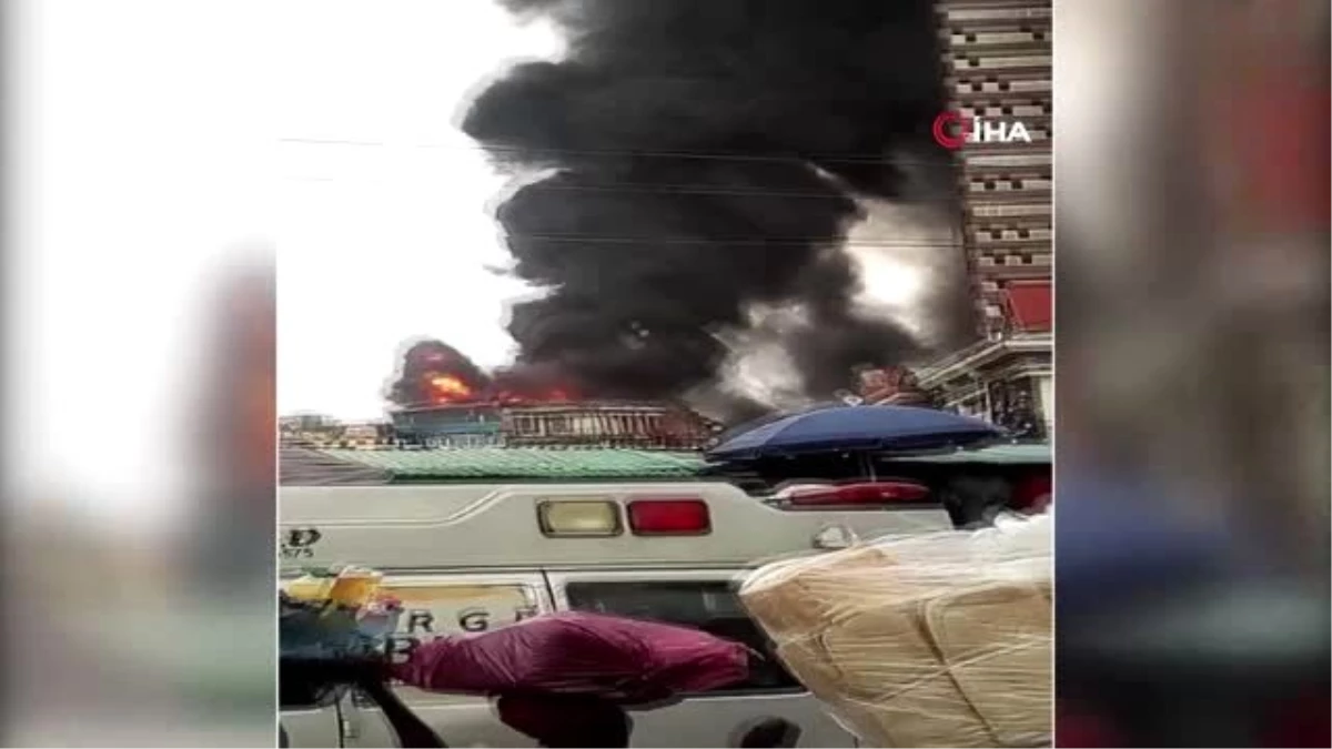 Nijerya\'da 5 katlı binada yangın