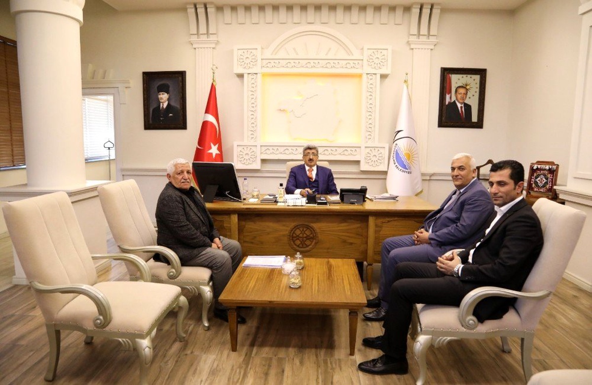 Şoförler Odası Başkanı Tuğrul\'dan Vali Bilmez\'e ziyaret