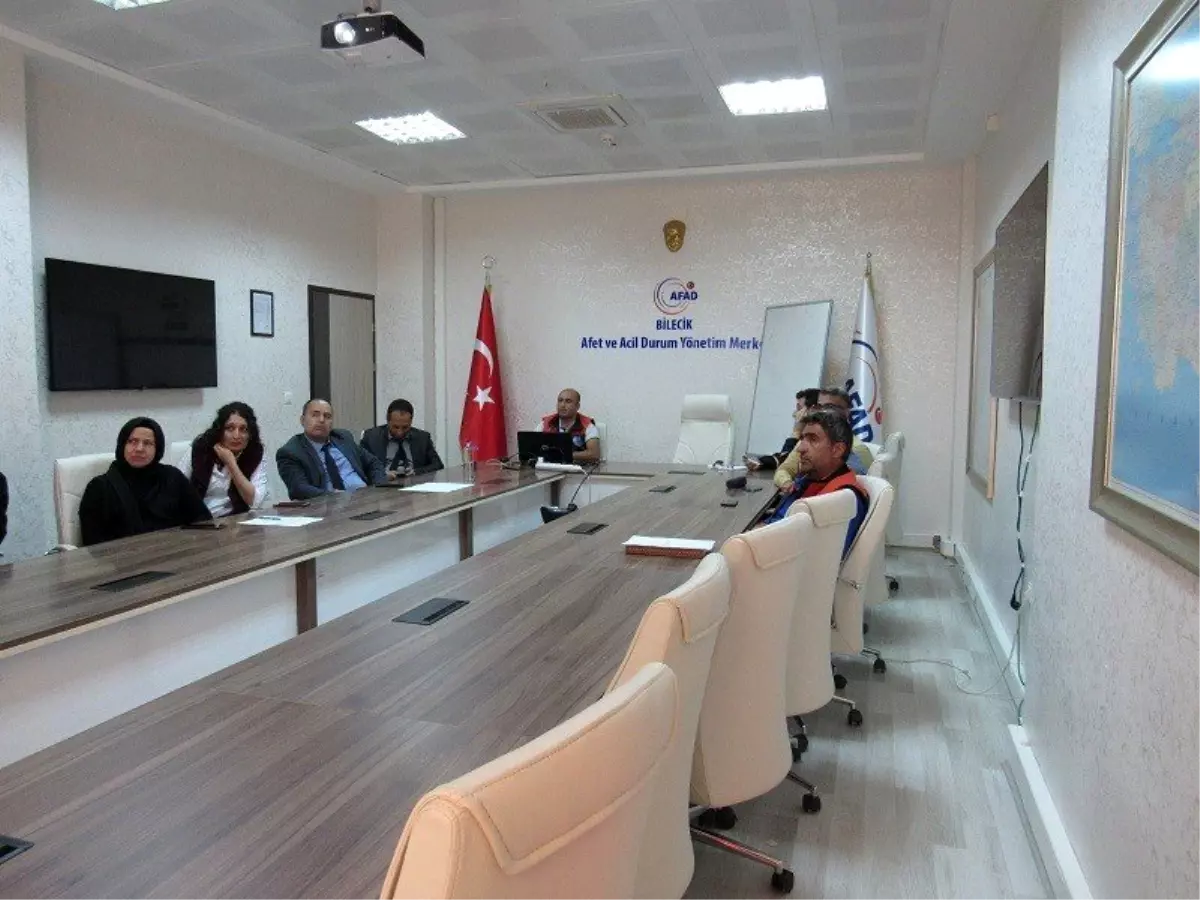 AFAD personeline "Aile İçi Şiddetin Önlenmesi" konulu eğitim verildi
