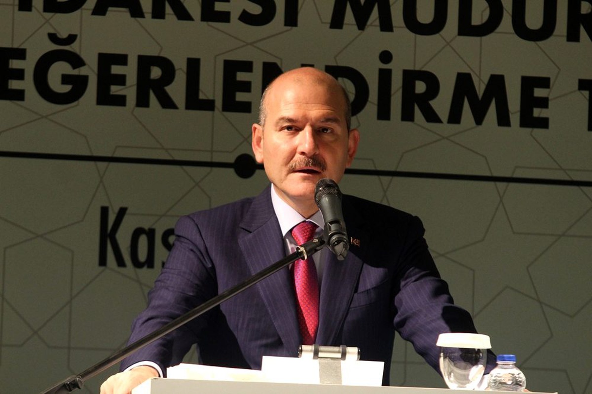 Bakan Soylu: "Ayağımızı bağlarlar kör kuyuya atarlardı bizi"