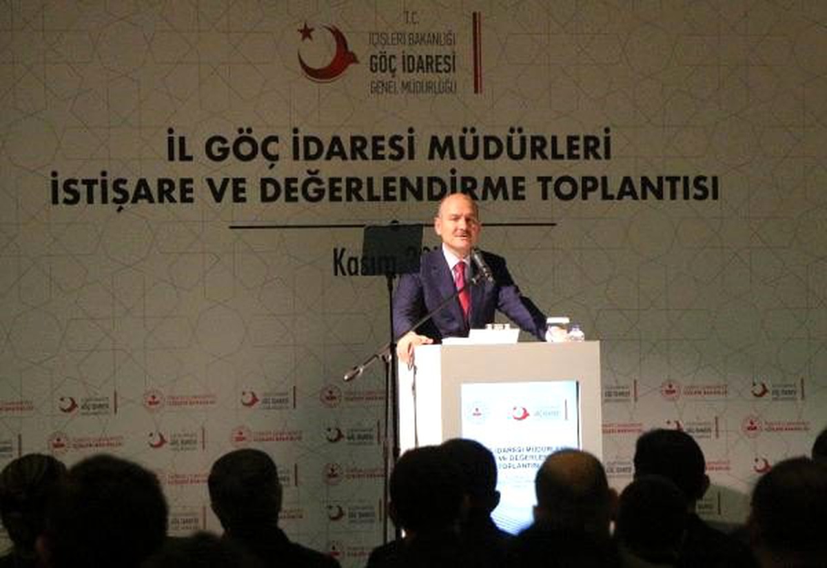 Bakan Soylu: Bu yıl 371 bin kaçak göçmen yakaladık