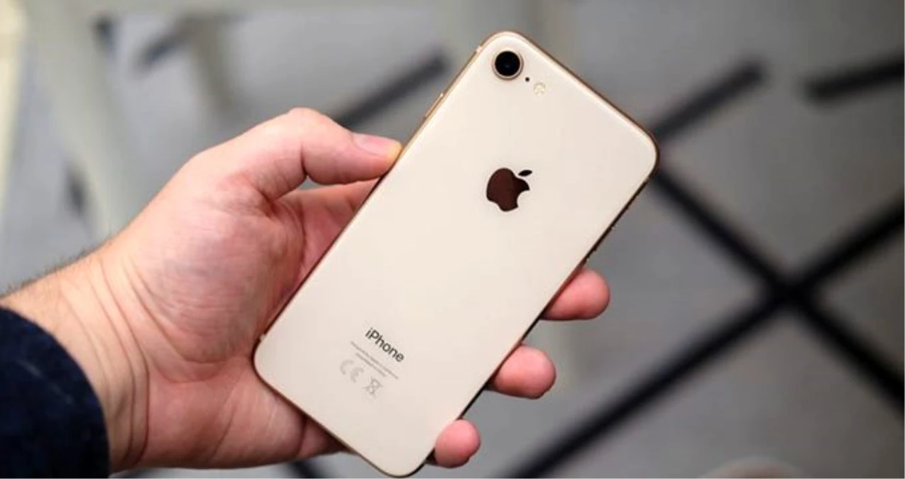 Çinliler 800 TL\'lik ekipmanla iPhone 8\'in de aralarında bulunduğu telefonlardaki parmak izi şifresini 20 dakikada kırdılar