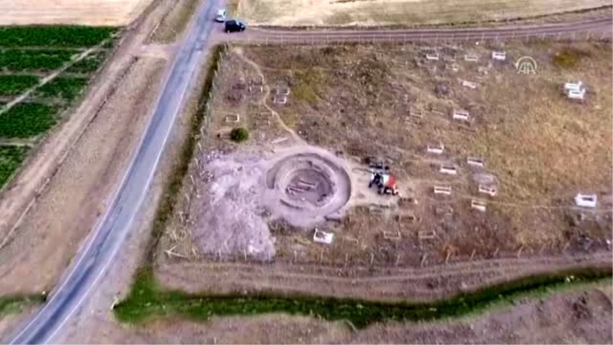 Erzurum\'da bulunan sandukalardaki kemiklerle ilgili DNA çalışması sürüyor