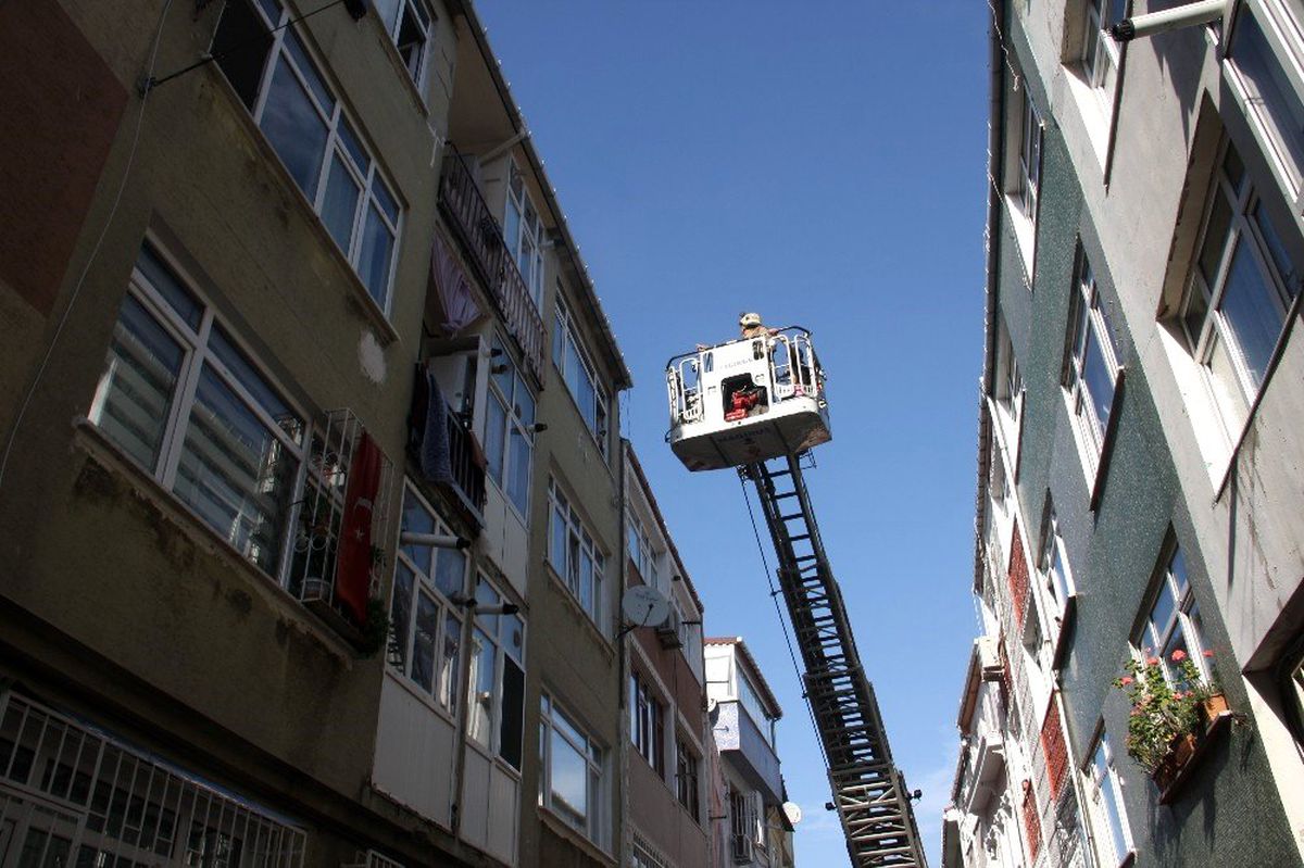Fatih\'te korkutan yangın