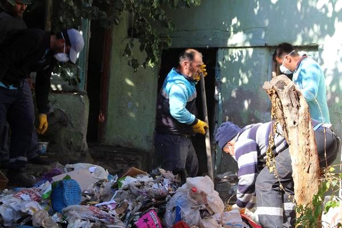 Geçen yıl 15 kamyon çıkmıştı, bu defa 8 kamyon çöp çıktı